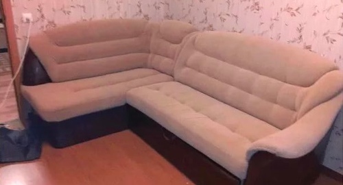 Перетяжка углового дивана. Барнаул